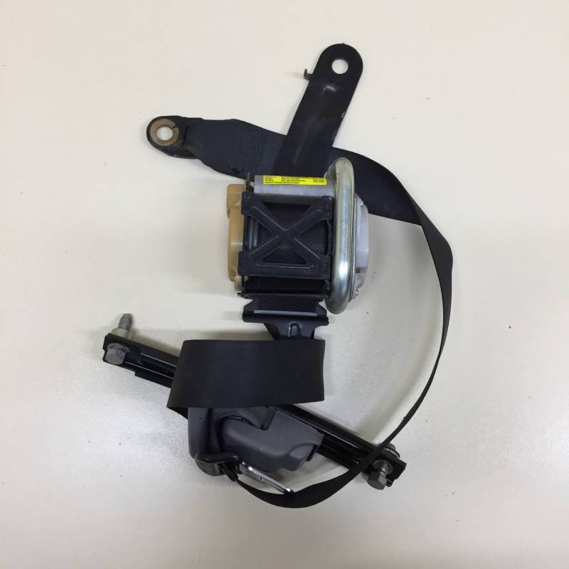 Ремень безопасности с пиропатроном Nissan Almera (N16) 2000-2006