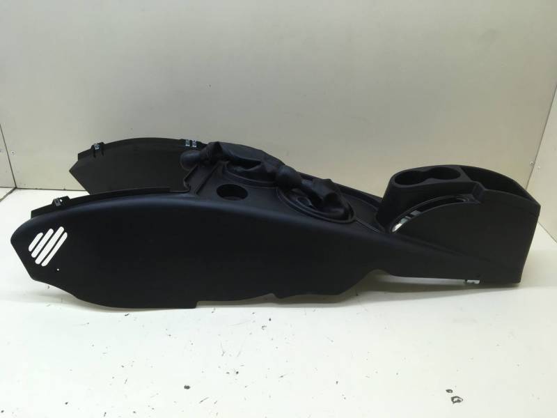 Консоль центральная Chevrolet Niva 2009-2020 Консоль центральная Chevrolet Niva 2009-2020