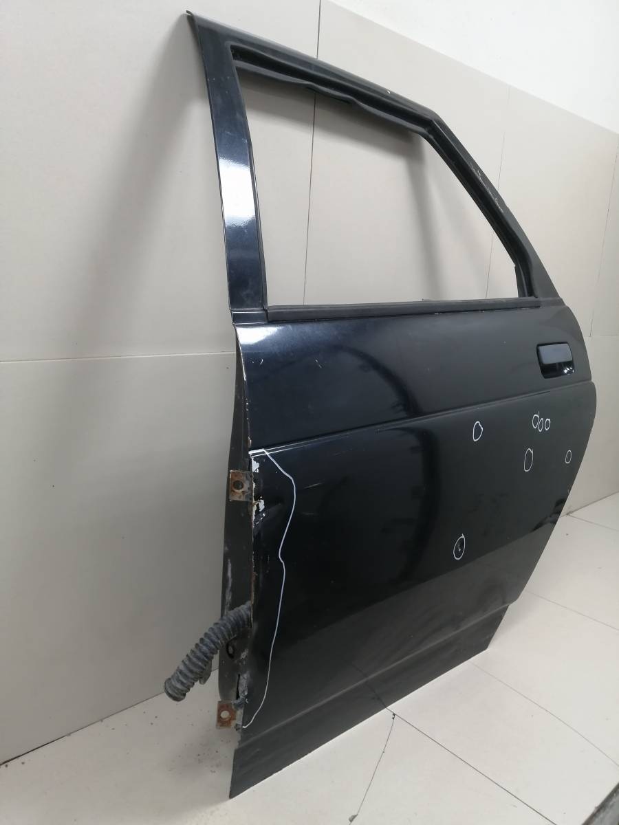 Дверь задняя левая Lada 2110 1997-2009