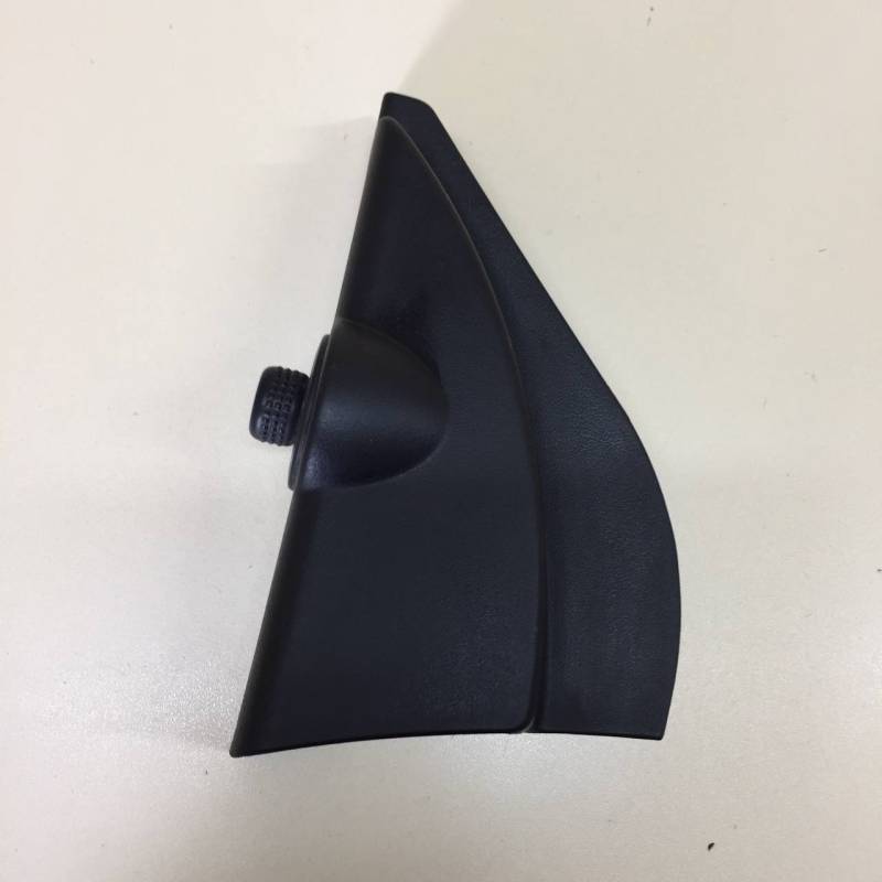 Крышка зеркала внутренняя левая Ford Fiesta (MK5) 2002-2008