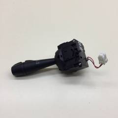 Переключатель поворотов подрулевой Renault Logan (2) 2014>