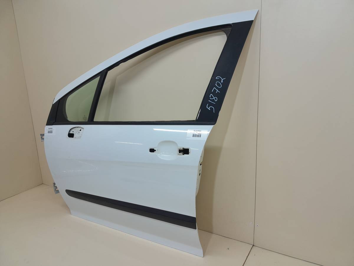Дверь передняя левая Peugeot 308 2007>