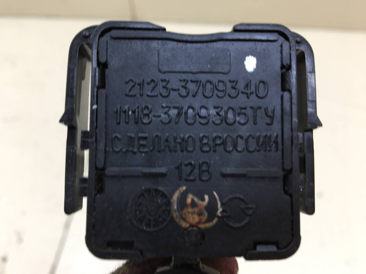 Переключатель стеклоочистителей Chevrolet Niva 2009-2020