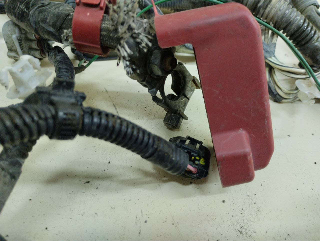 Проводка двс Toyota Auris (E150) 2006-2012 Проводка двс Toyota Auris (E150) 2006-2012