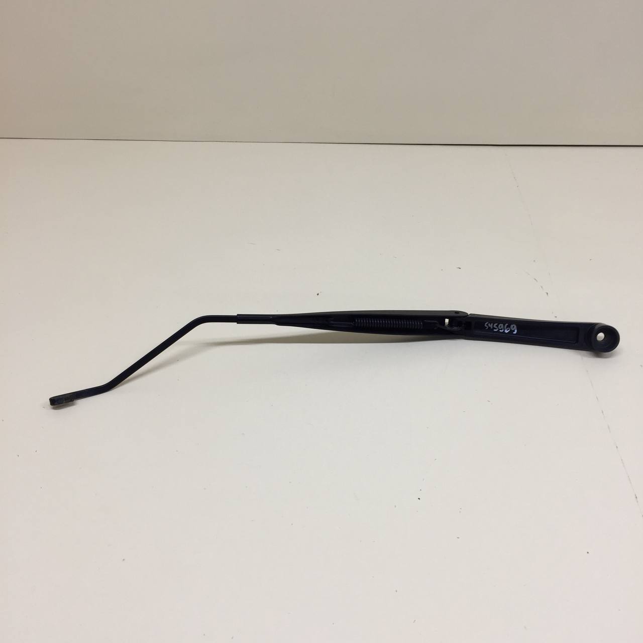 Поводок стеклоочистителя передний правый Chevrolet Cruze (J300) 2009-2016