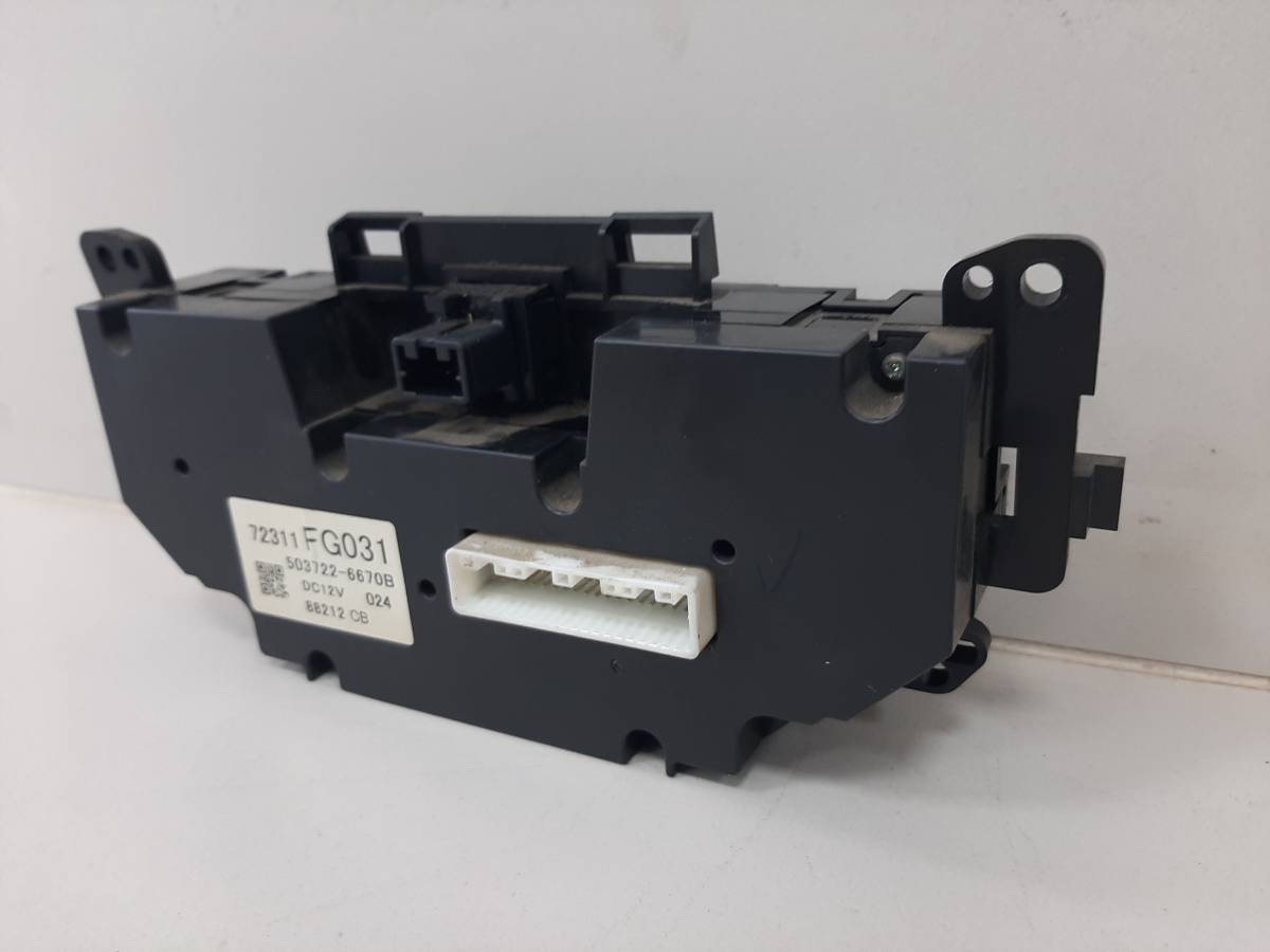 Блок управления климатической установкой Subaru Impreza (G12) 2007-2012 Блок управления климатической установкой Subaru Impreza (G12) 2007-2012