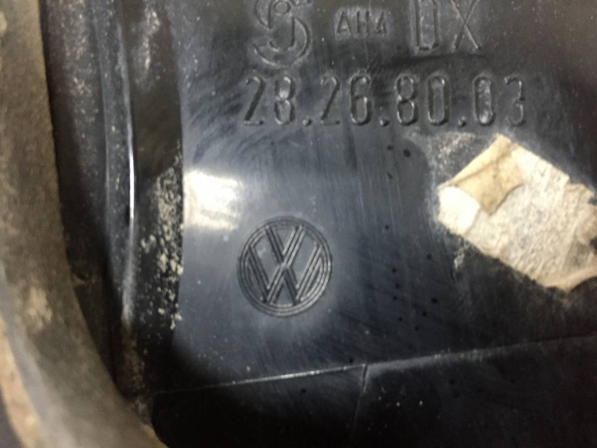 Фонарь задний внутренний правый Volkswagen Touareg (7L) 2002-2010