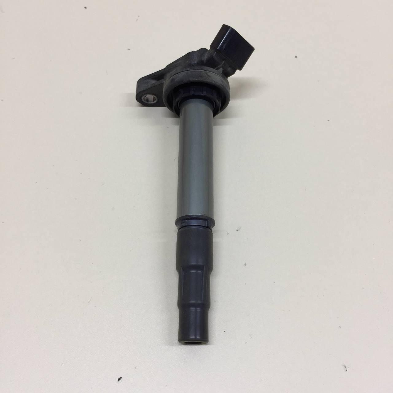 Катушка зажигания Toyota Rav 4 (XA40) 2013-2019 Катушка зажигания Toyota Rav 4 (XA40) 2013-2019