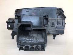 Корпус воздушного фильтра Mercedes-Benz E-Class (W212/S212/C207/A207) 2009-2016