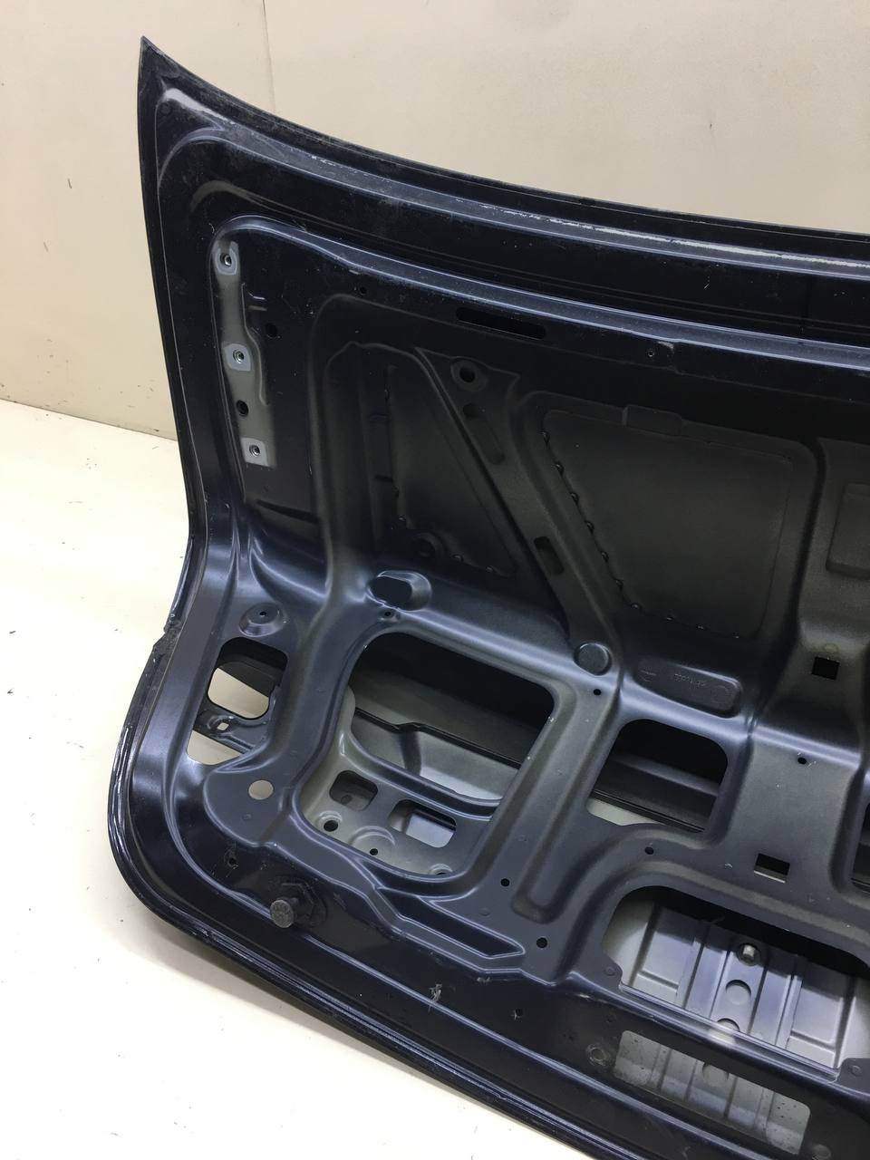 Крышка багажника BMW 7-Series F01,F02  2008-2015