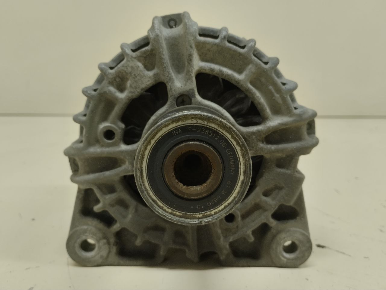 Генератор Renault Duster (HSA, HSM) 2012> Генератор Renault Duster (HSA, HSM) 2012>