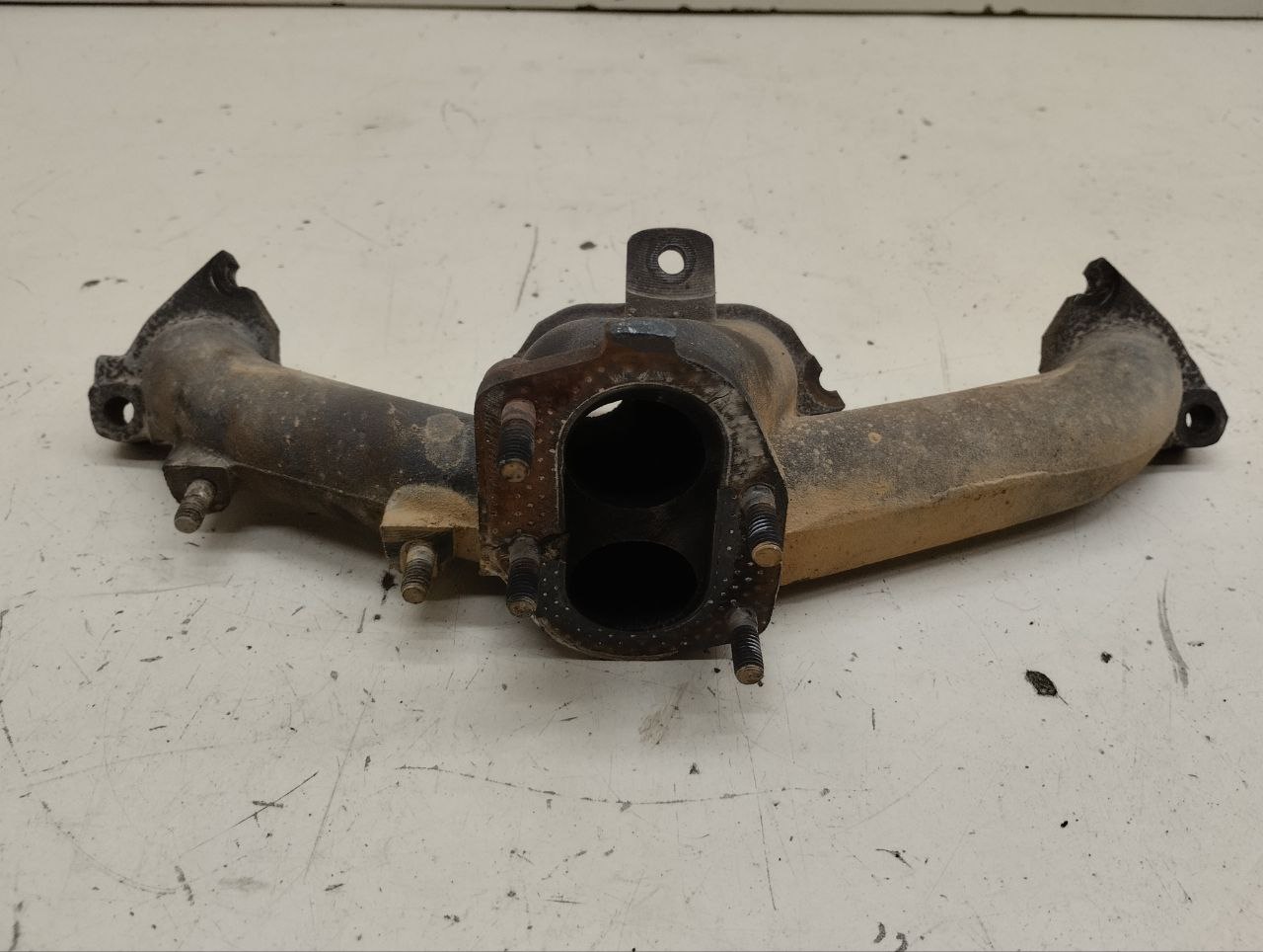 Коллектор выпускной Chevrolet Niva 2009-2020