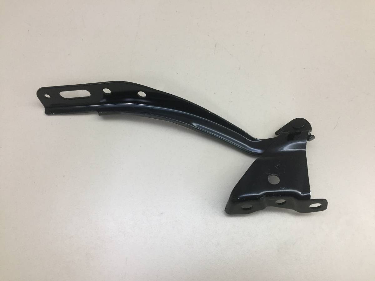 Петля капота правая Honda Jazz (GG) 2008-2015
