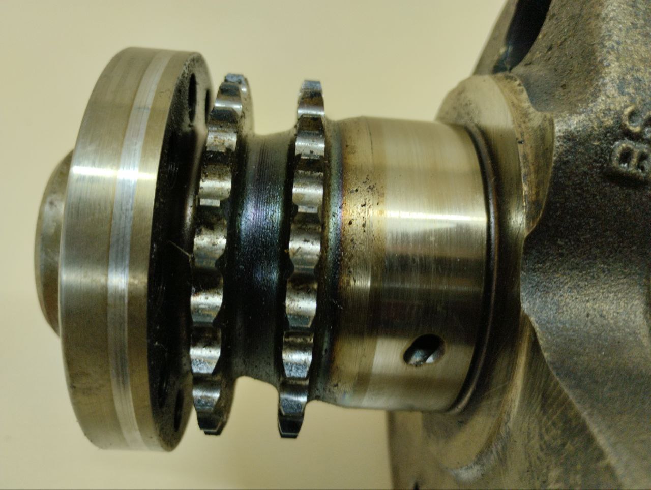 Коленвал Audi Q7 (4L) 2005-2015 Коленвал Audi Q7 (4L) 2005-2015