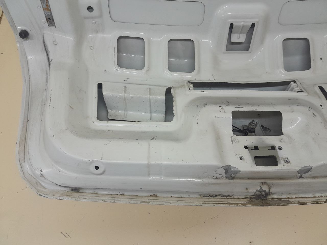 Крышка багажника Chevrolet Cobalt (T250) 2011-2015 Крышка багажника Chevrolet Cobalt (T250) 2011-2015