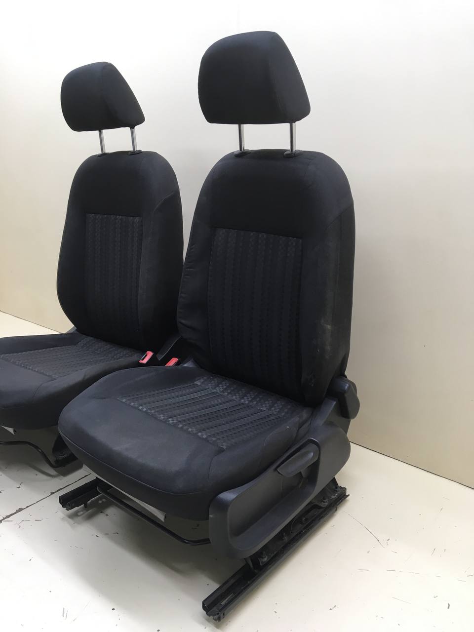 Сиденье (комплект) Volkswagen Polo (MK5) 2011-2020 Сиденье (комплект) Volkswagen Polo (MK5) 2011-2020