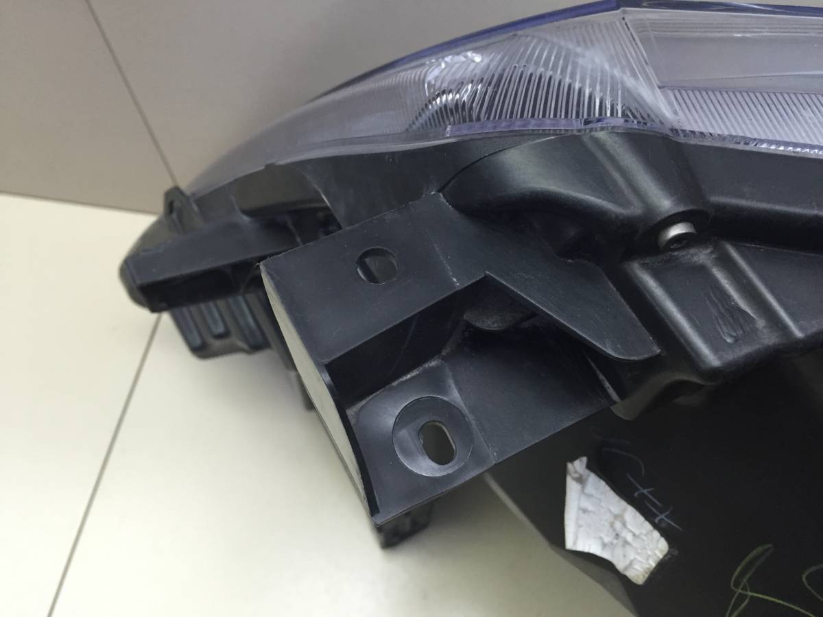 Фара правая Nissan Pathfinder (R52) 2014>