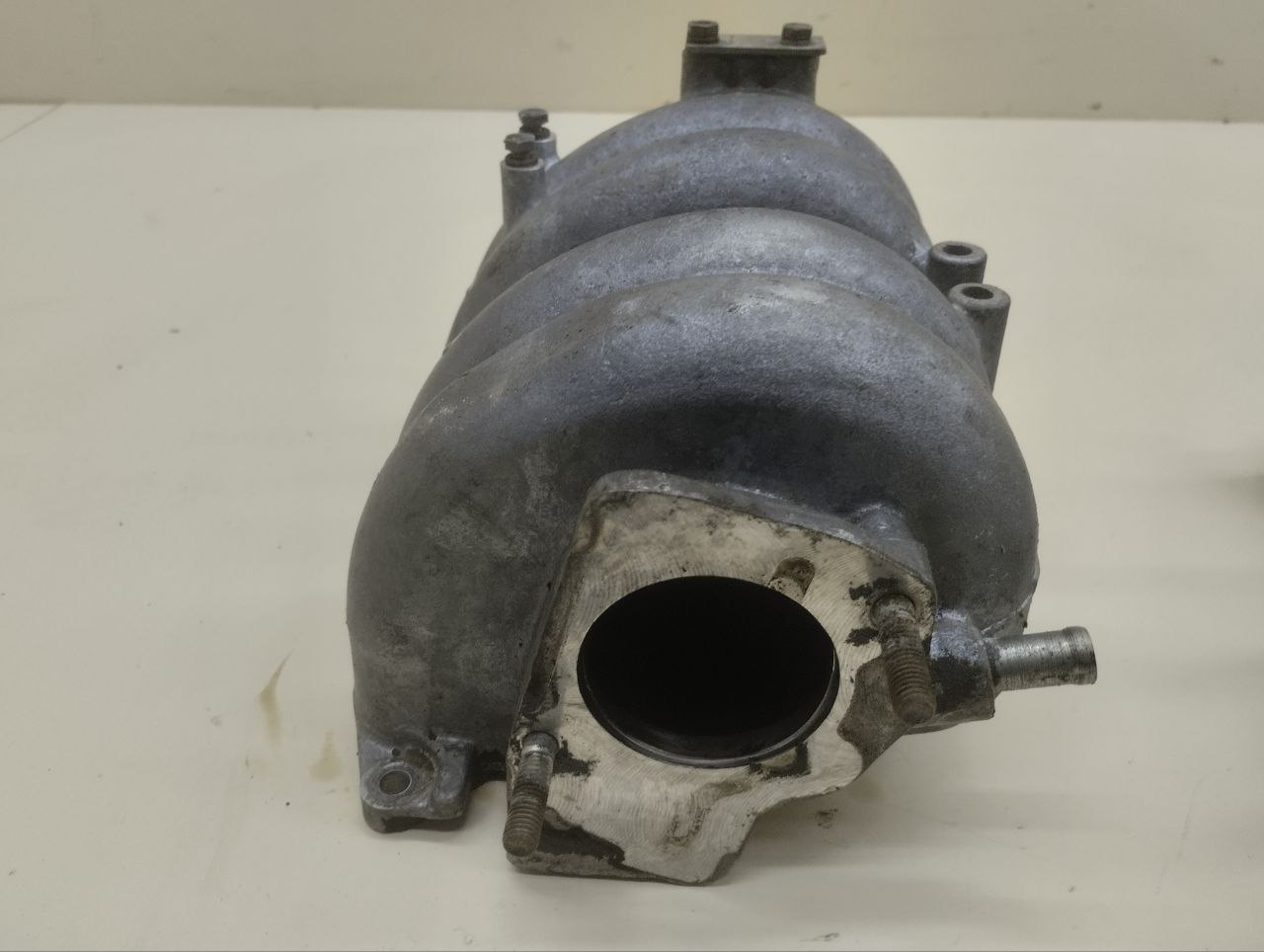 Коллектор впускной Chevrolet Niva 2009-2020