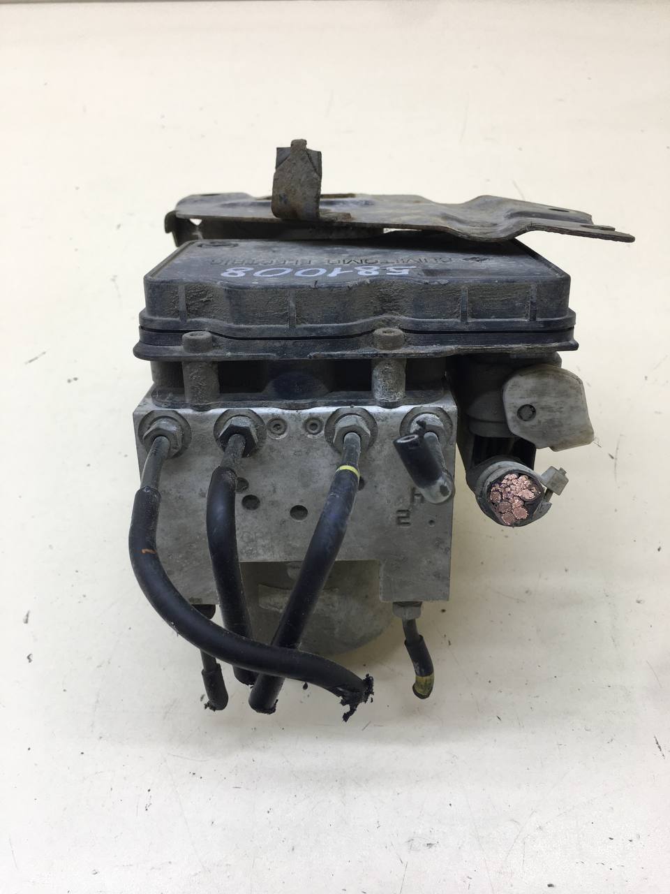 Блок ABS (насос) Mazda Mazda 6 (GG) 2002-2007