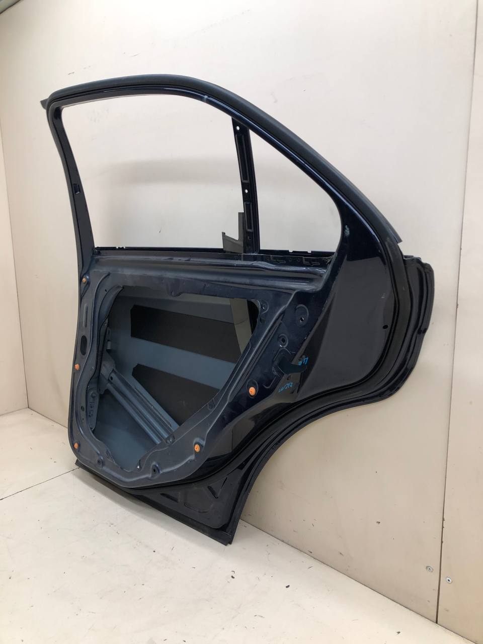 Дверь задняя правая Mercedes-Benz E-Class (W212/S212/C207/A207) 2009-2016 Дверь задняя правая Mercedes-Benz E-Class (W212/S212/C207/A207) 2009-2016