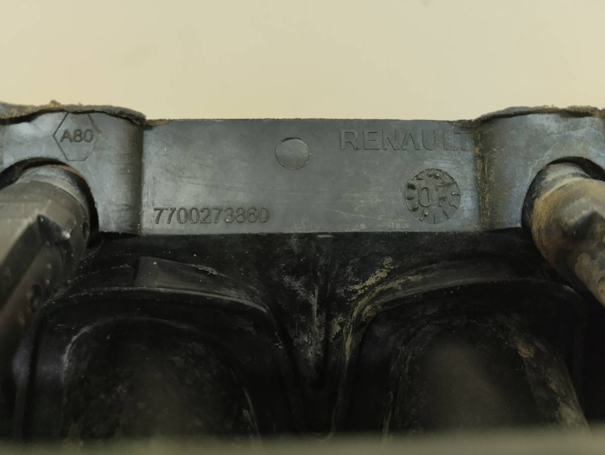 Коллектор впускной Renault Logan (1) 2005-2014 Коллектор впускной Renault Logan (1) 2005-2014