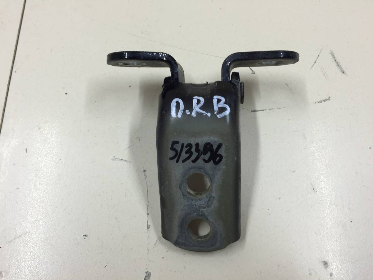 Петля двери передней правой верхняя Toyota Camry (V50) 2011-2017