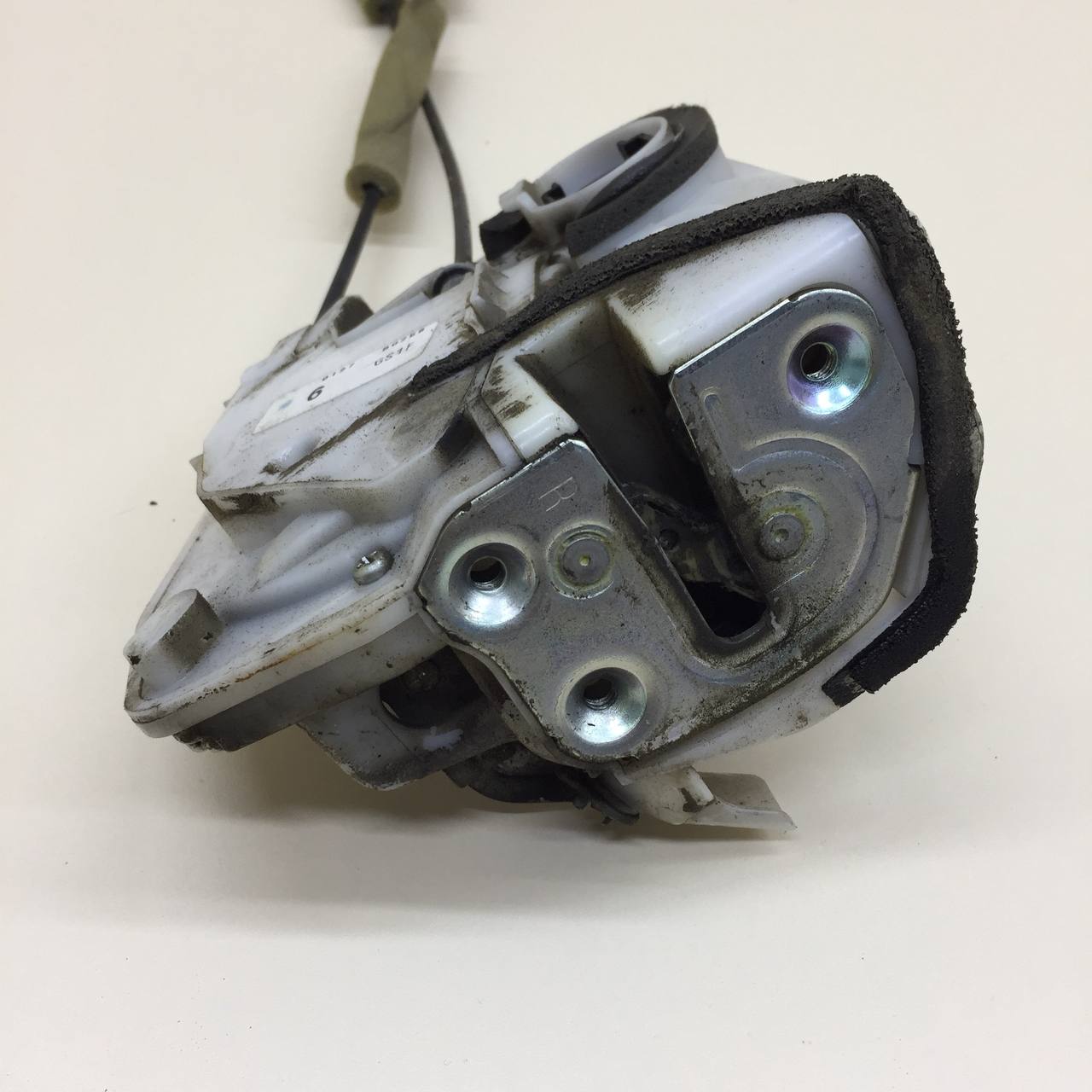 Замок двери передней правой Mazda Mazda 6 (GH) 2007-2012