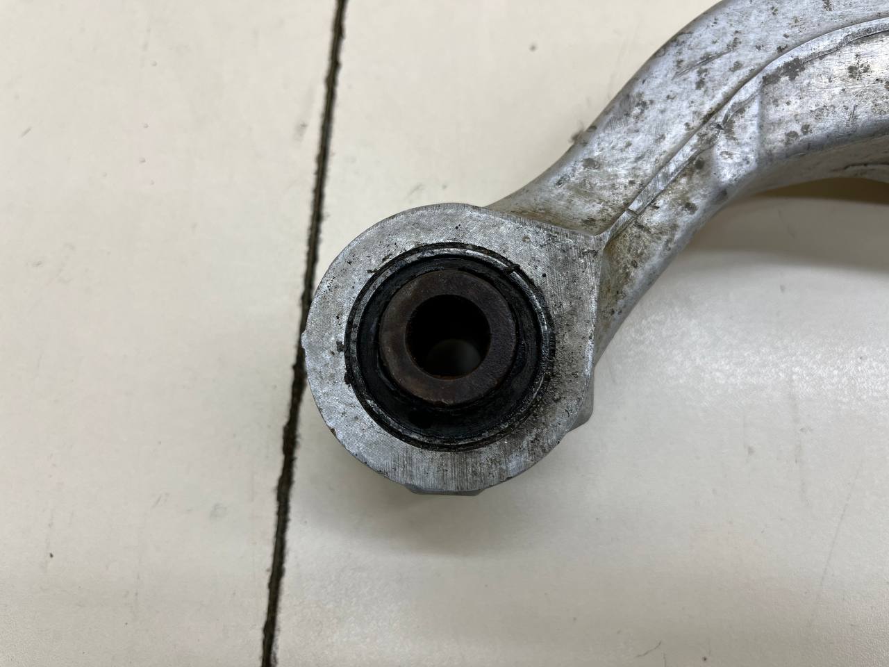 Рычаг задний поперечный Nissan Qashqai (J10) 2006-2013 Рычаг задний поперечный Nissan Qashqai (J10) 2006-2013