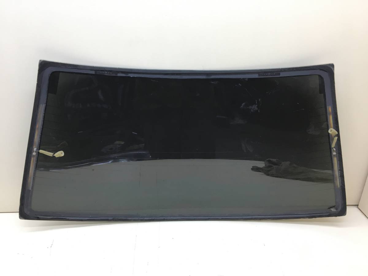 Стекло заднее Mitsubishi Lancer 9  (CS/Classic) 2000-2011
