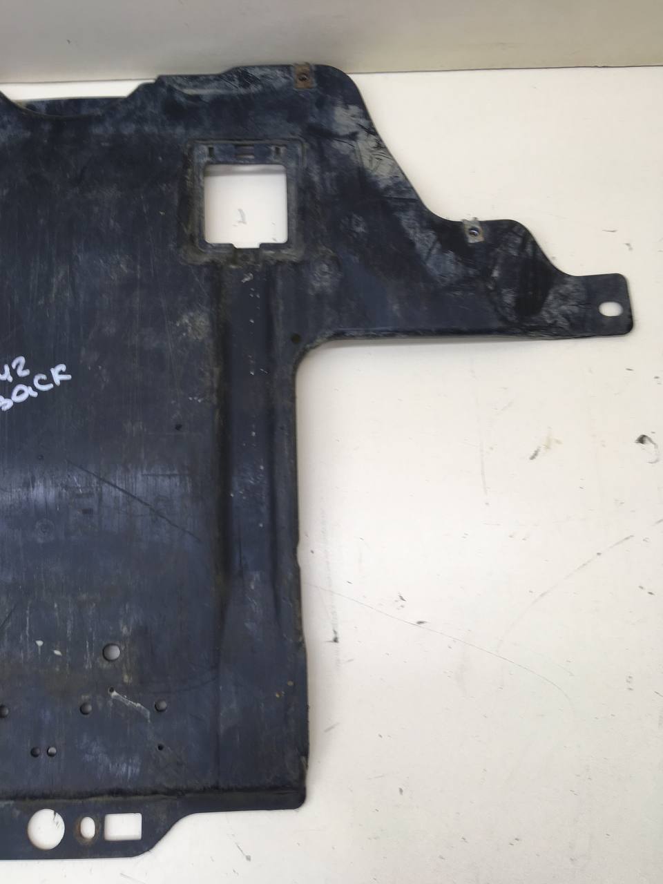 Пыльник двигателя Subaru Legacy (B14) 2010-2015