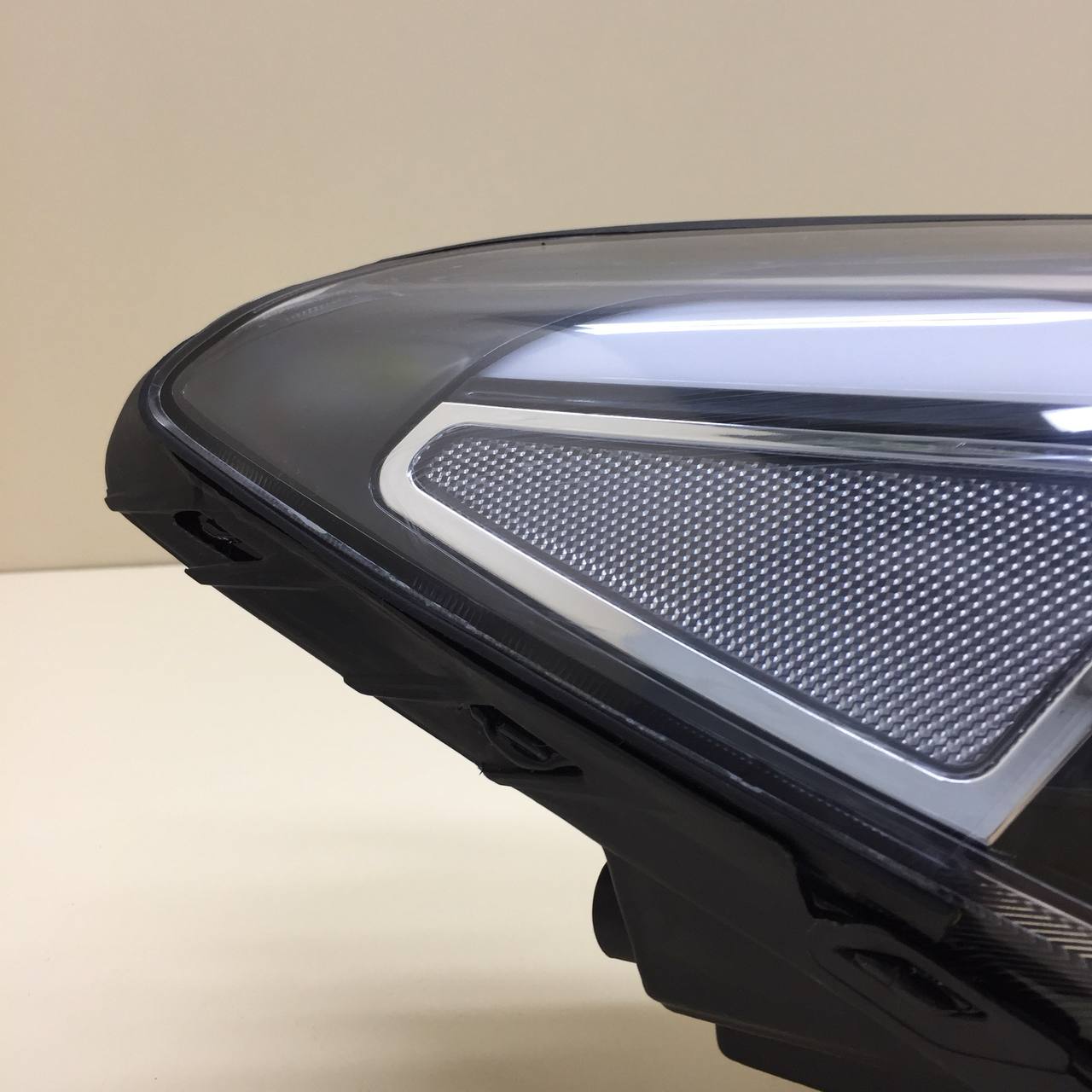 Фара правая Hyundai Tucson (TL) 2015-2021