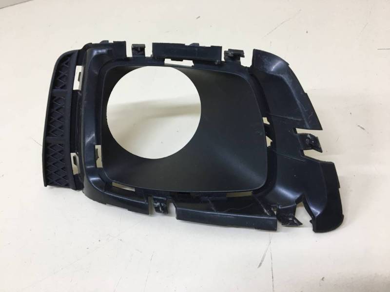 Рамка противотуманной фары левой Subaru Forester (SJ/S13) 2012-2019
