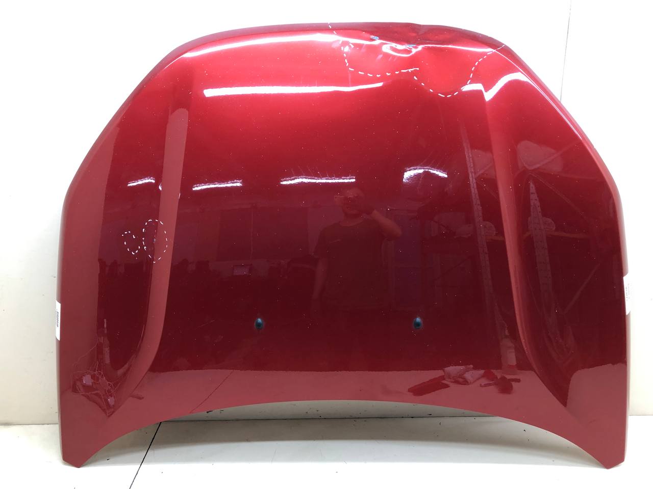 Капот Lada Vesta 2015>