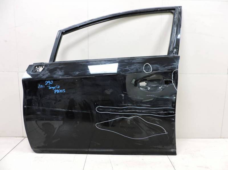 Дверь передняя левая Toyota Prius (W30) 2009-2016