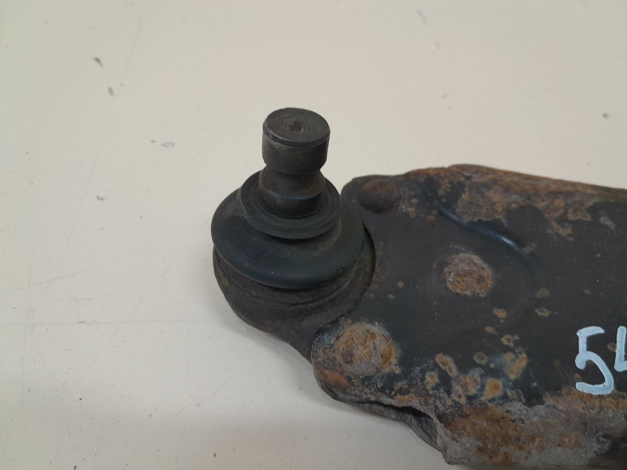 Рычаг передний левый Ford Fusion (JU) 2002-2012