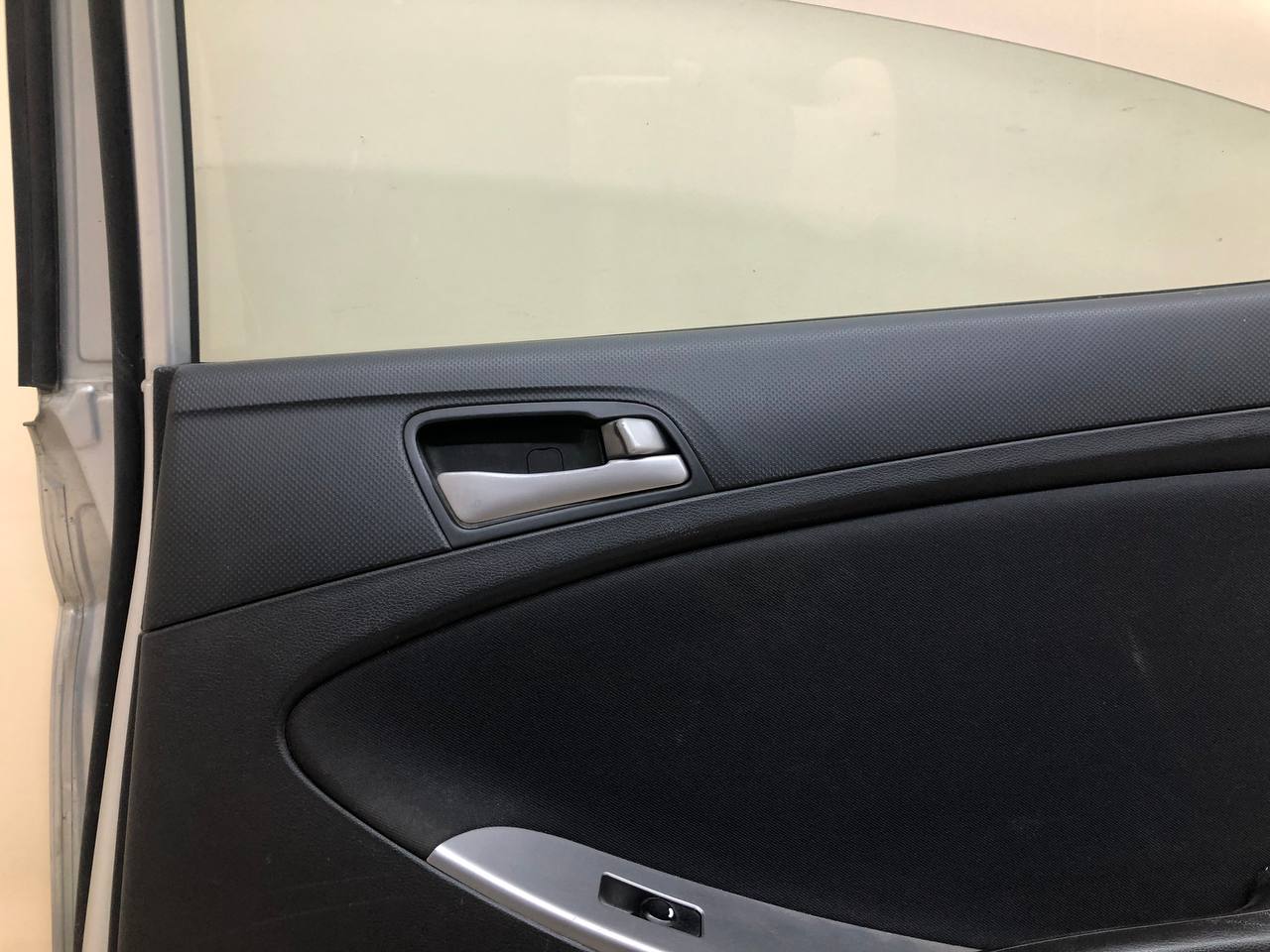 Дверь задняя правая Hyundai Solaris (RB) 2010-2017