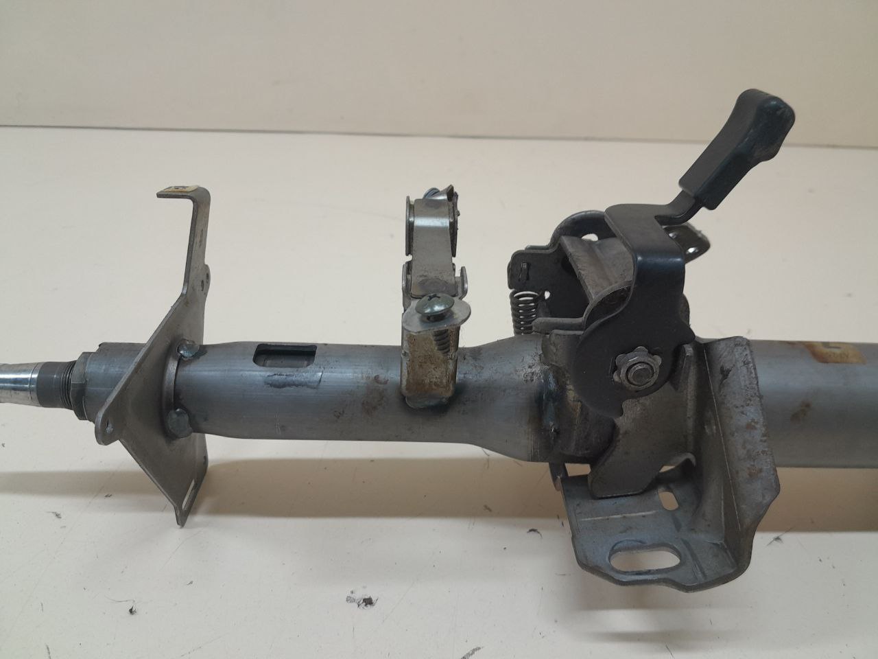 Колонка рулевая Nissan Almera (N16) 2000-2006 Колонка рулевая Nissan Almera (N16) 2000-2006