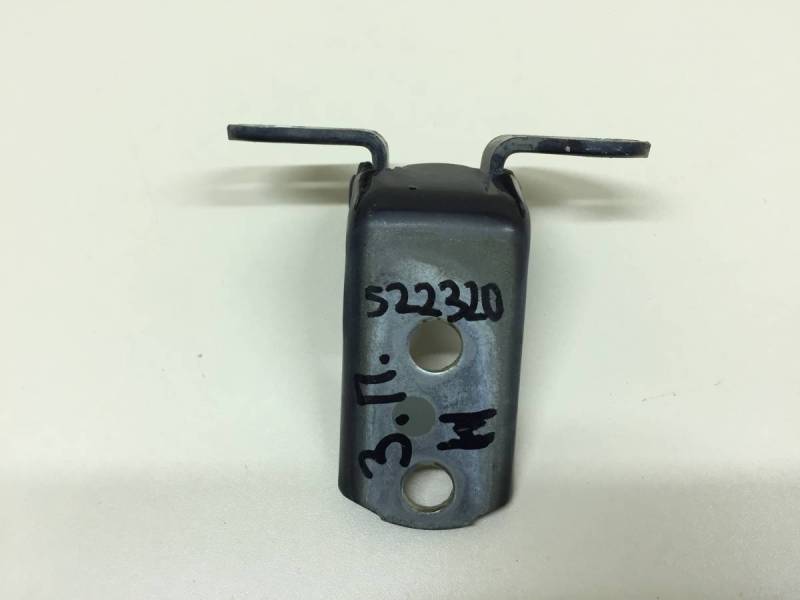 Петля двери задней правой нижняя Toyota Camry (V50) 2011-2017