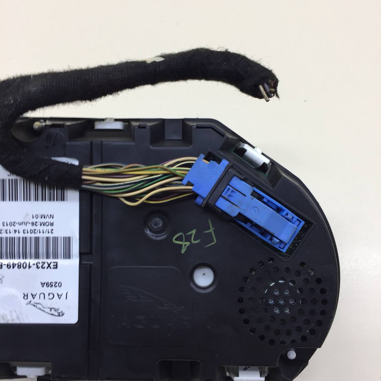 Панель приборов Jaguar XF 2007-2015