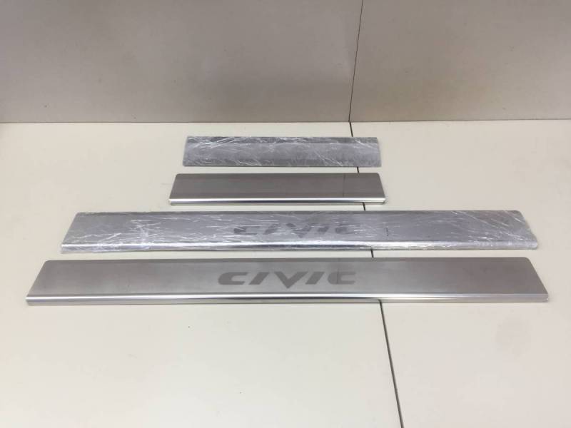 Накладка порога (внутренняя) Honda Civic 5D 2006-2012