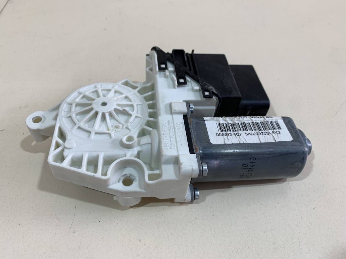 Моторчик стеклоподъемника Skoda Octavia (A5 1Z-) 2004-2013