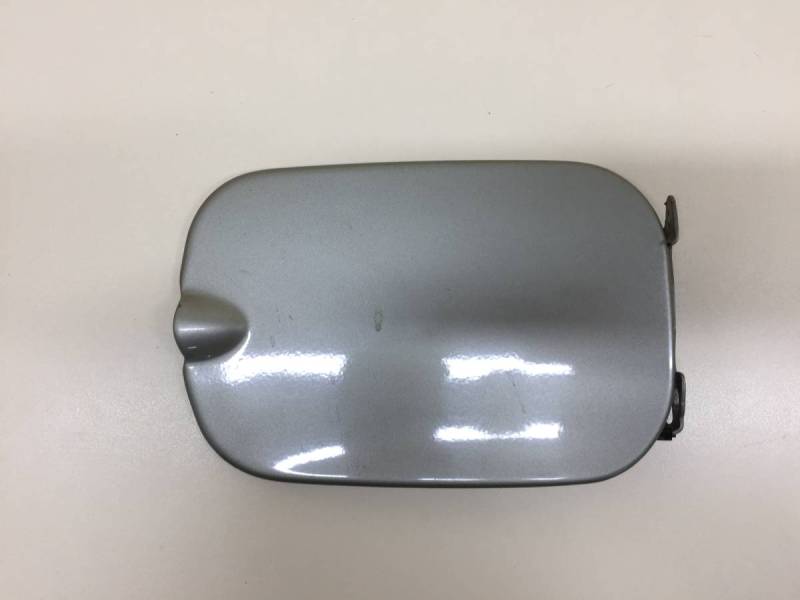 Лючок бензобака Renault Sandero 2009-2014