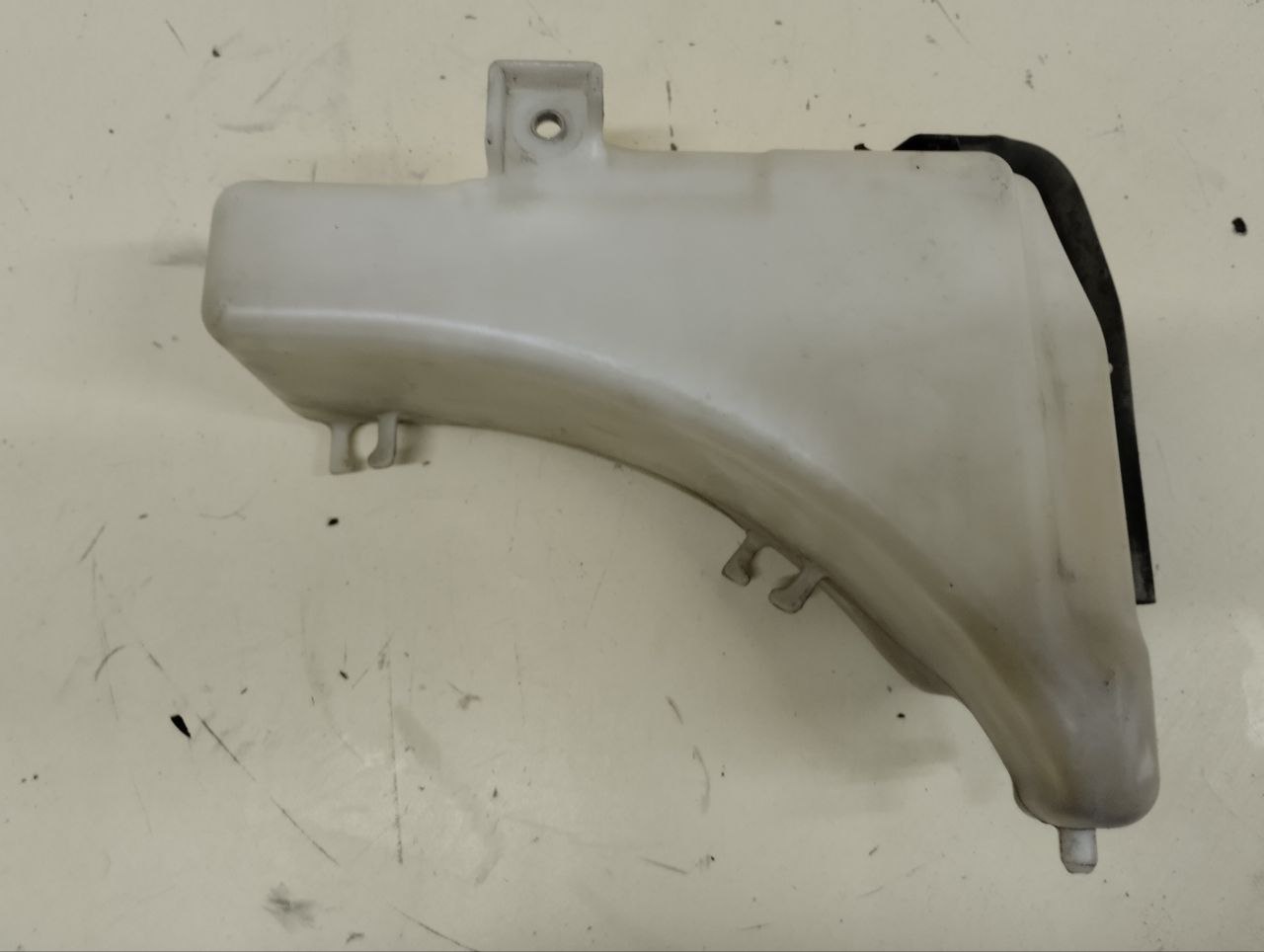 Бачок расширительный Lexus RX 350 /450h (XL10) 2009-2015 Бачок расширительный Lexus RX 350 /450h (XL10) 2009-2015