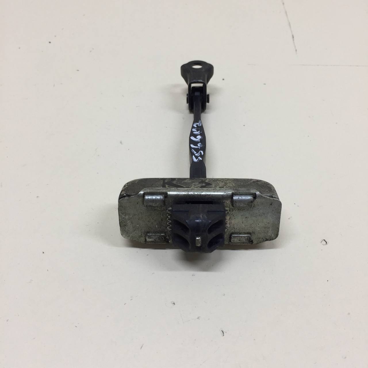 Ограничитель двери Toyota Land Cruiser Prado (J150) 2009-2022