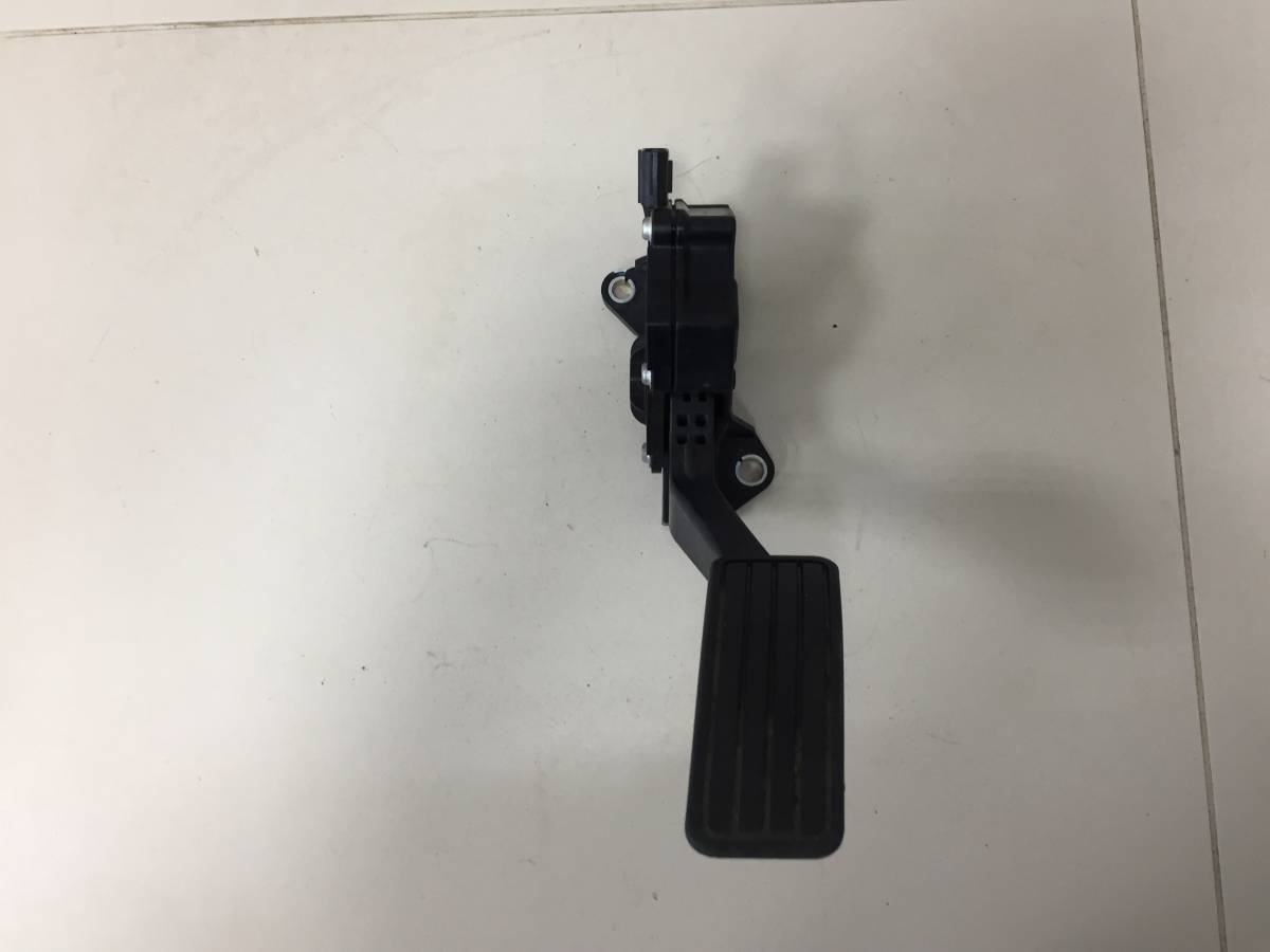 Педаль газа Subaru Impreza (G12) 2007-2012