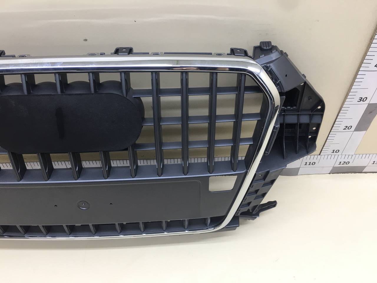 Решетка радиатора Audi Audi Q3 (8U) 2012>