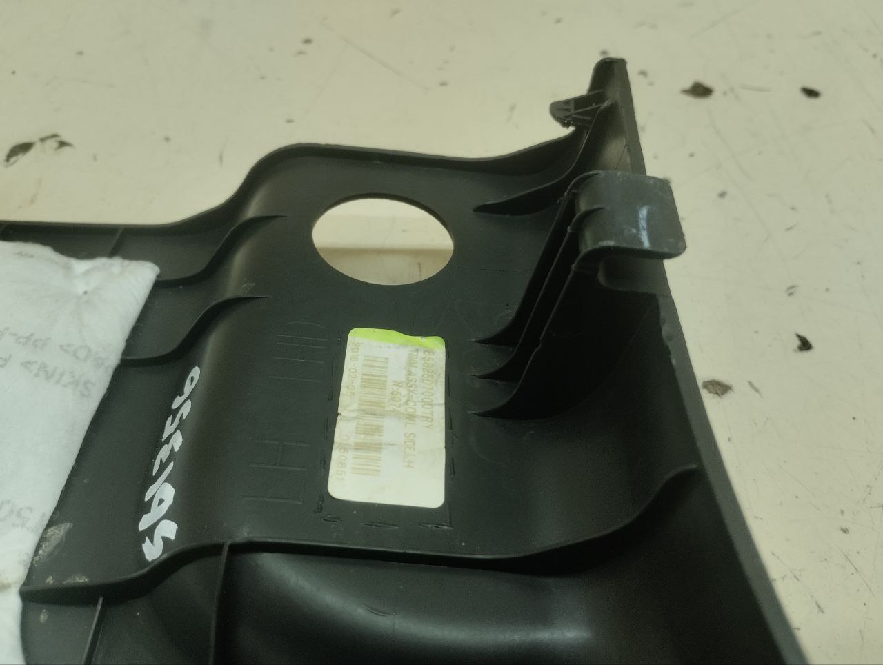 Обшивка стойки Hyundai Tucson (TL) 2015-2021