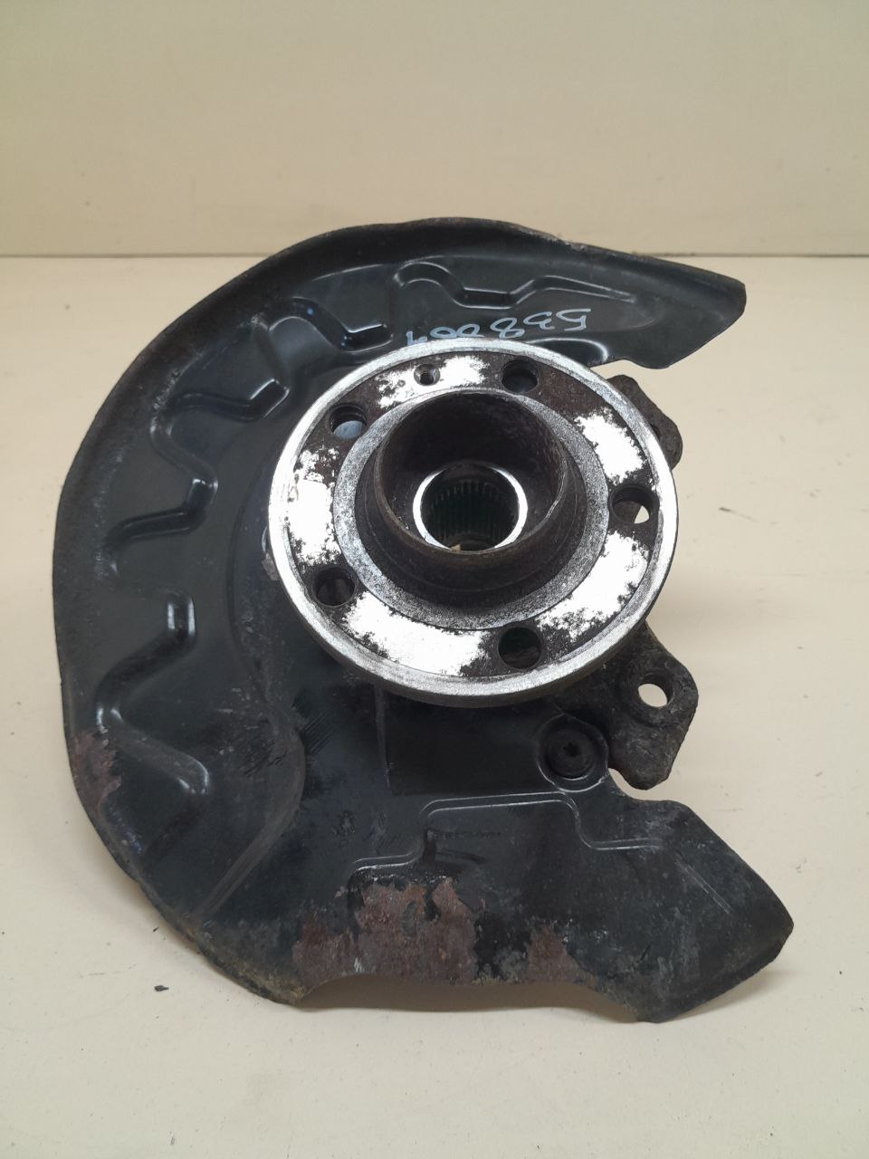 Кулак поворотный передний правый Volkswagen Polo (MK5) 2011-2020