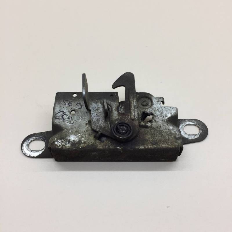 Замок капота Lada Granta 2011>