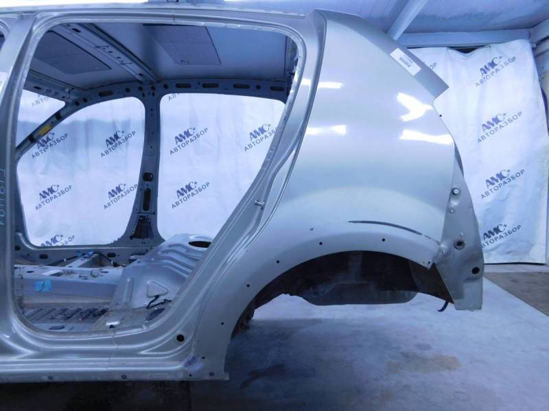 Крыло заднее левое Renault Sandero 2009-2014